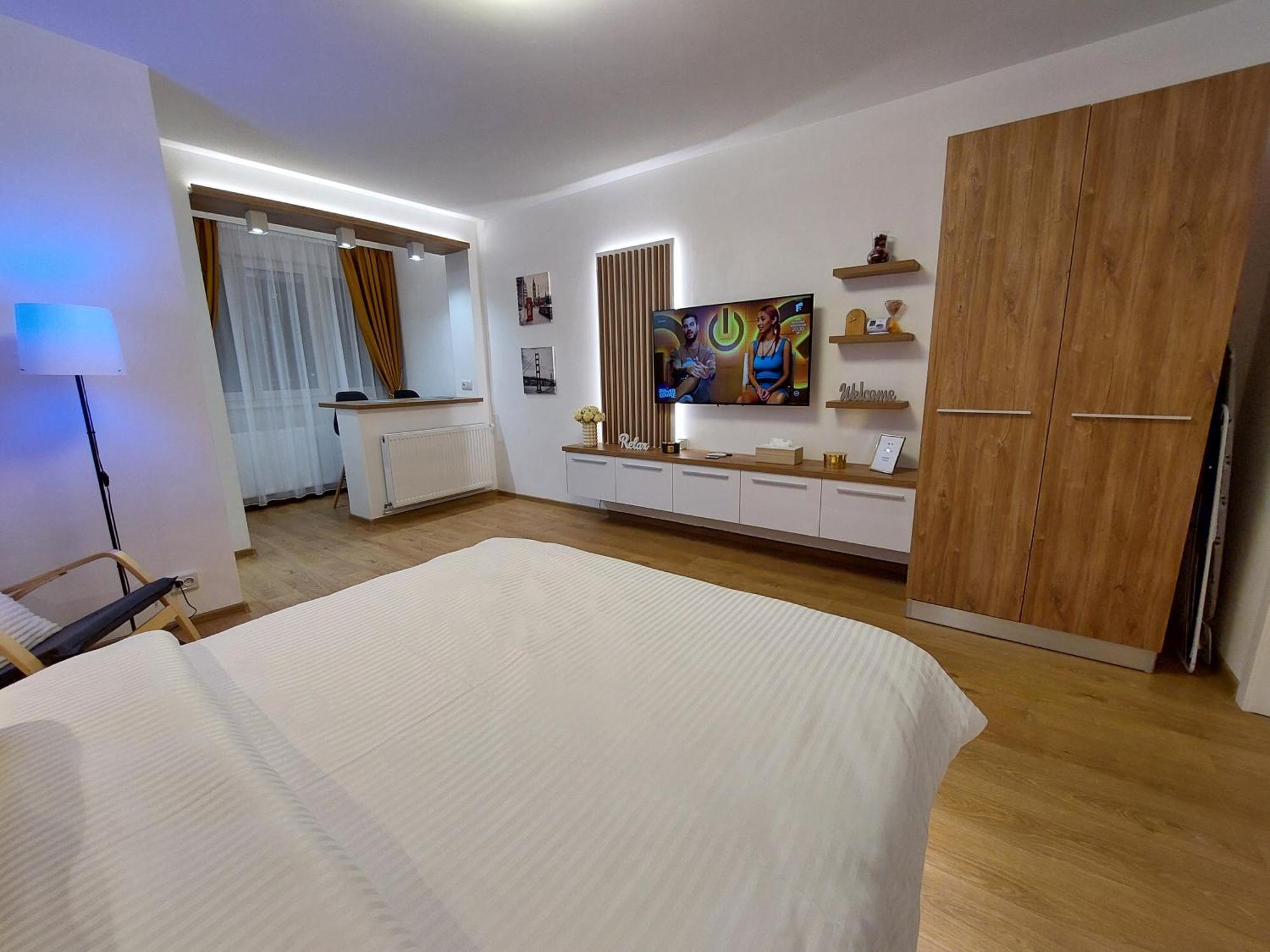 Onyx - Vision Aparthotel Braşov Exteriör bild